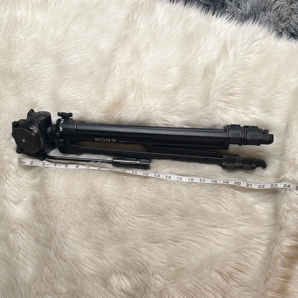 Sony Black Compact Tripod VCT-R640